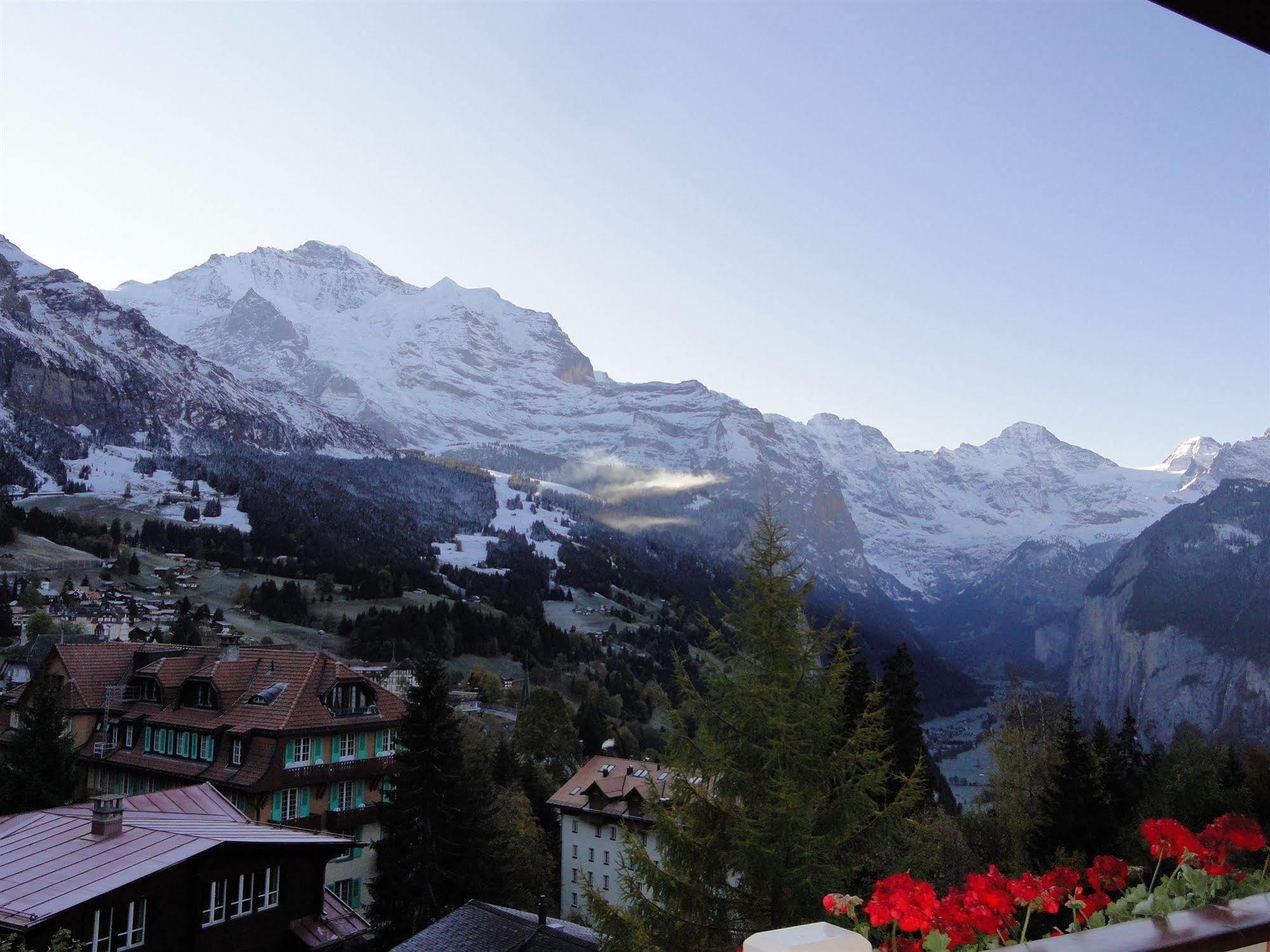 Hotel Alpenruhe - Vintage Design Hotel Wengen Exterior foto